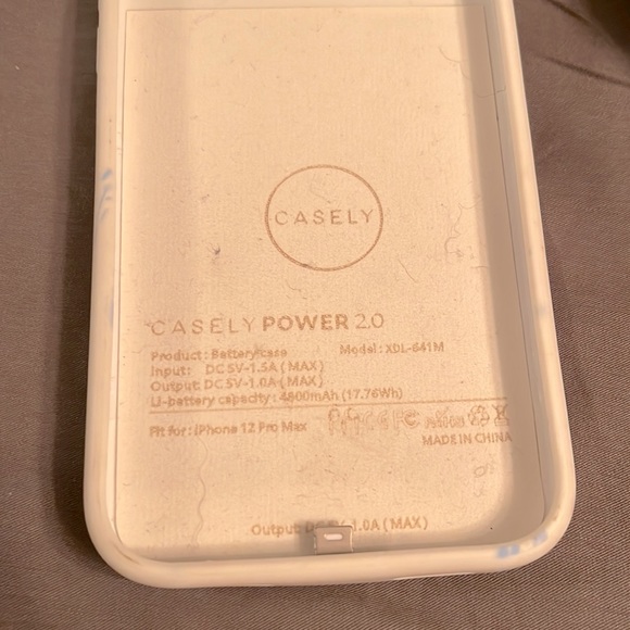 2 Casely power 2.0 cases iPhone 12 Pro Max - Picture 2 of 3